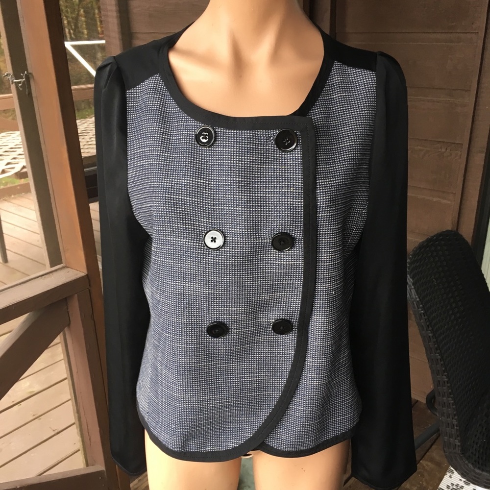 GAP B&W Button-Up Jacket